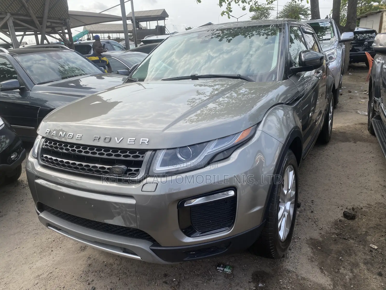 Land Rover Range Rover Evoque HSE 4x4 5-Door 2017 Gray