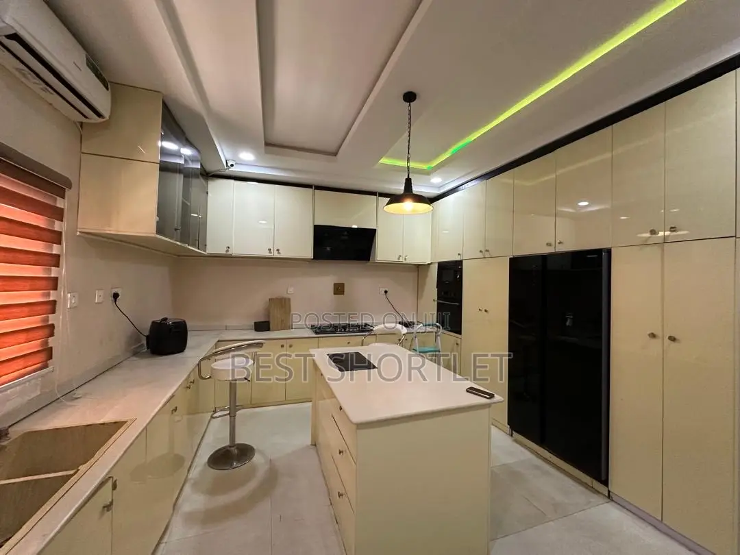 Furnished 5bdrm Duplex in Efab Estate, Gwarinpa for sale