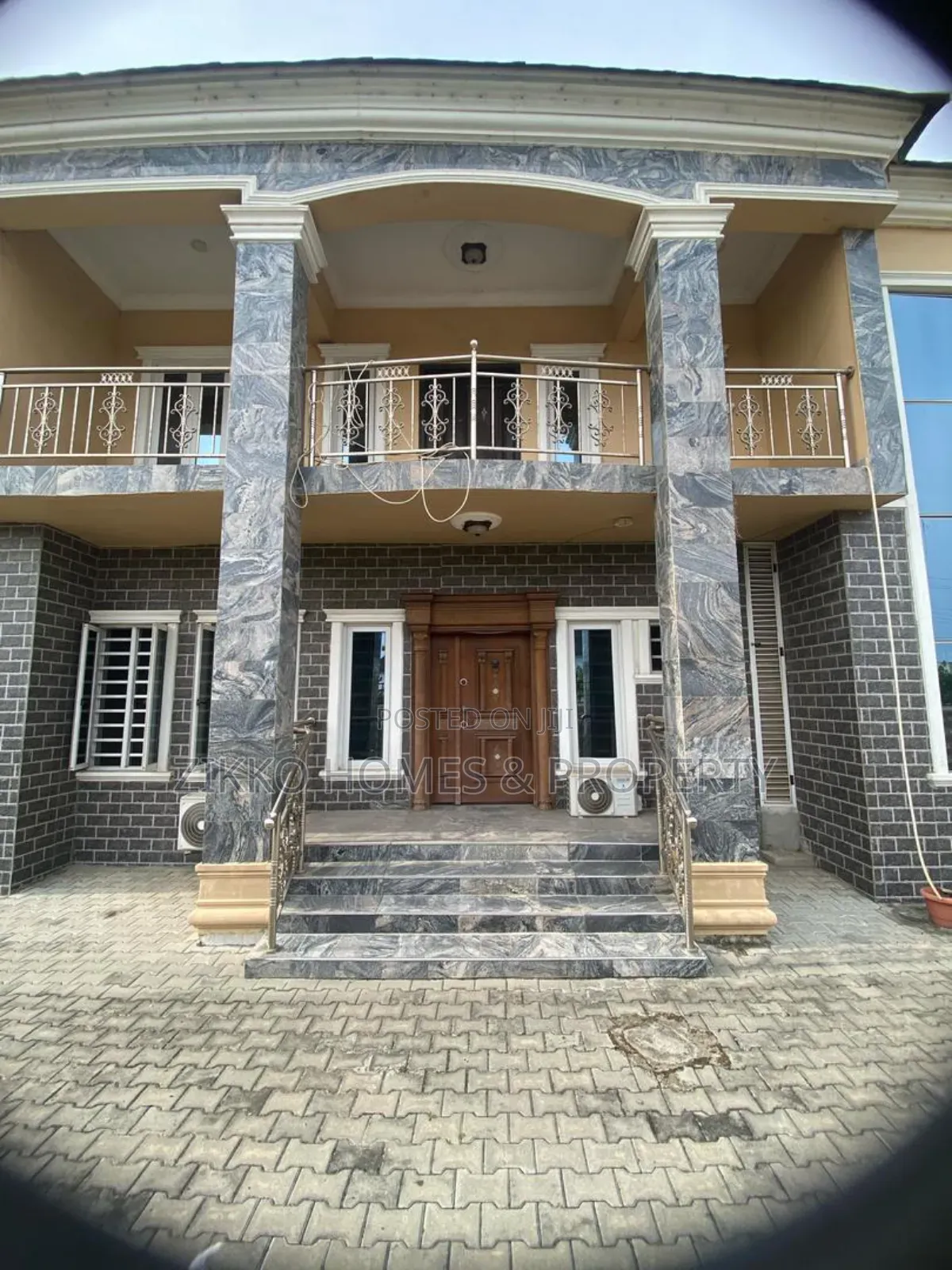 6bedroom Detached Duplex for Sale at Ajah