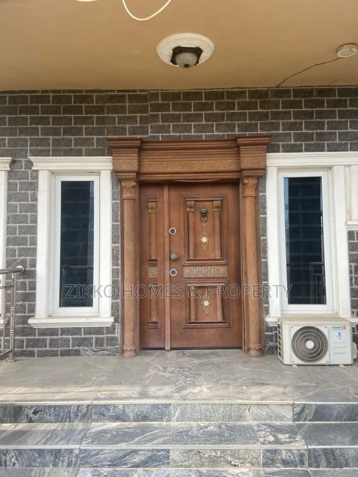 6bedroom Detached Duplex for Sale at Ajah