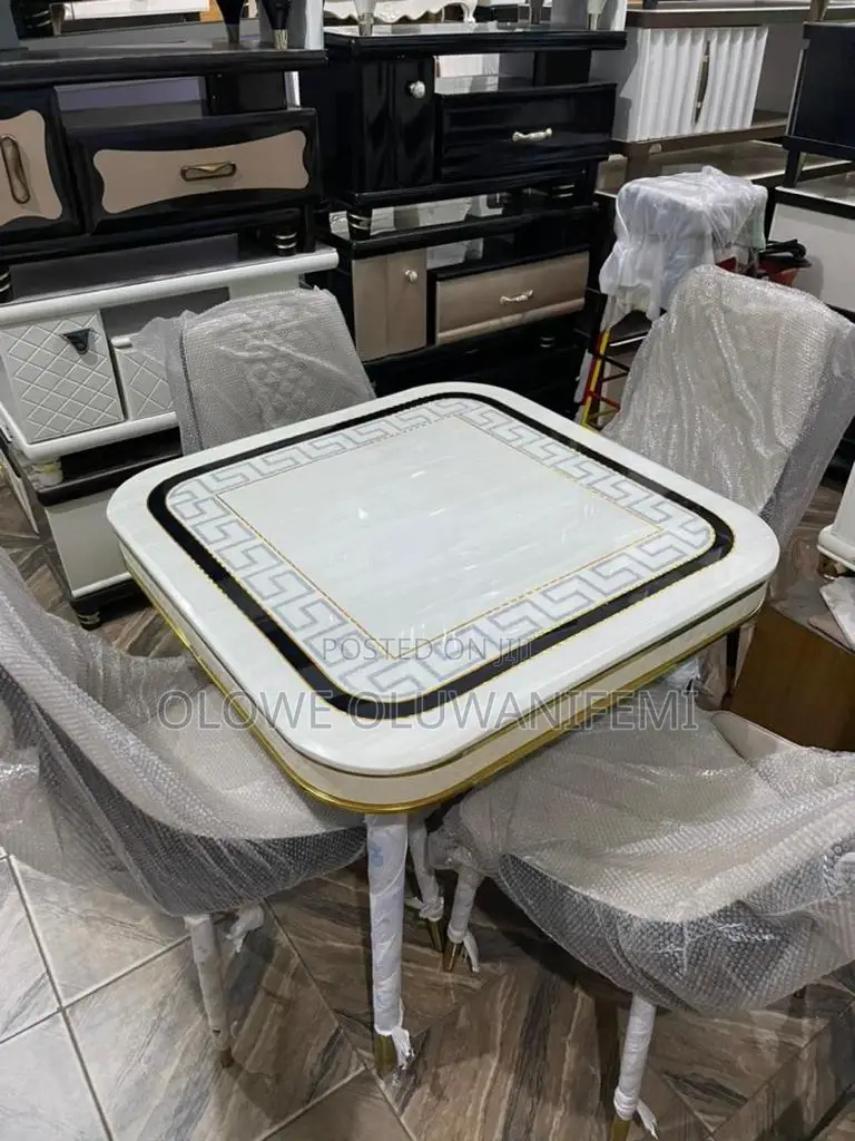 Dining Set by 4 Chairs Versace Design