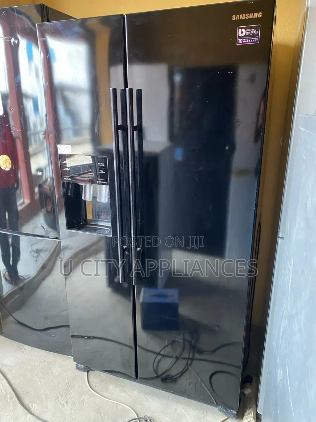 Samsung Uk Neatly Used Side by Side Inverter Refrigerator