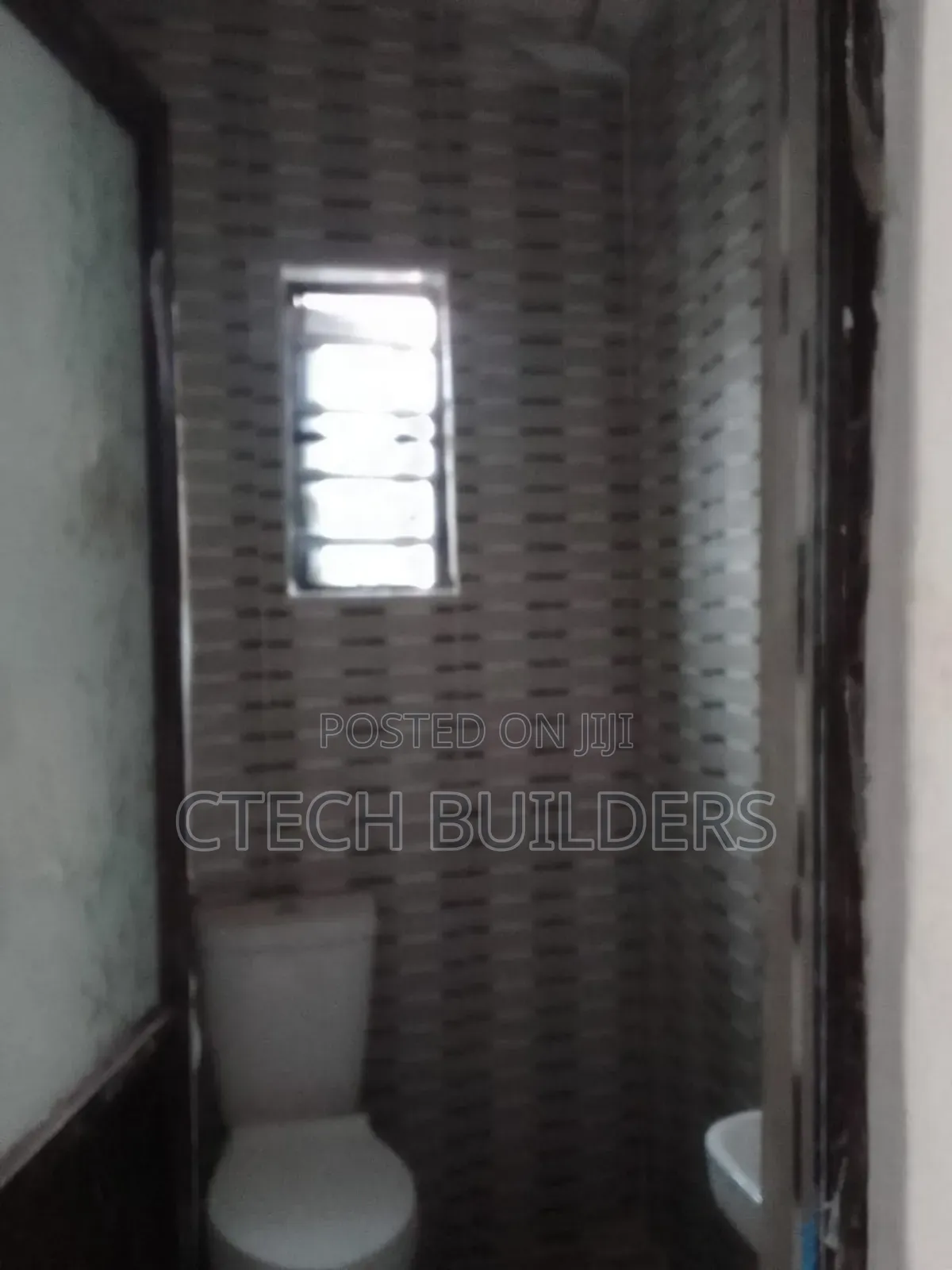 2bdrm Block of Flats in Benin City for rent