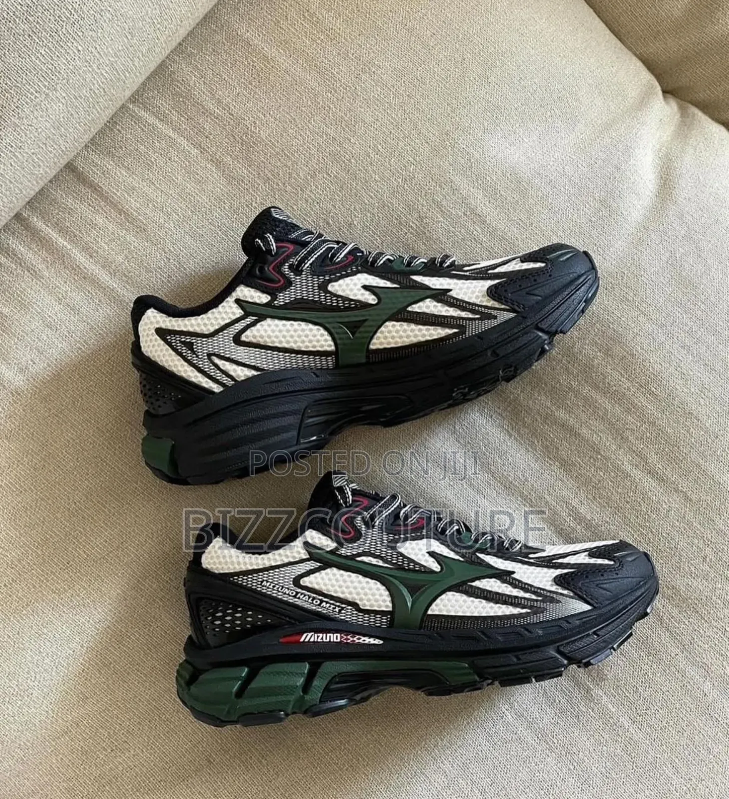 Original Mizuno Sneakers Available in Store
