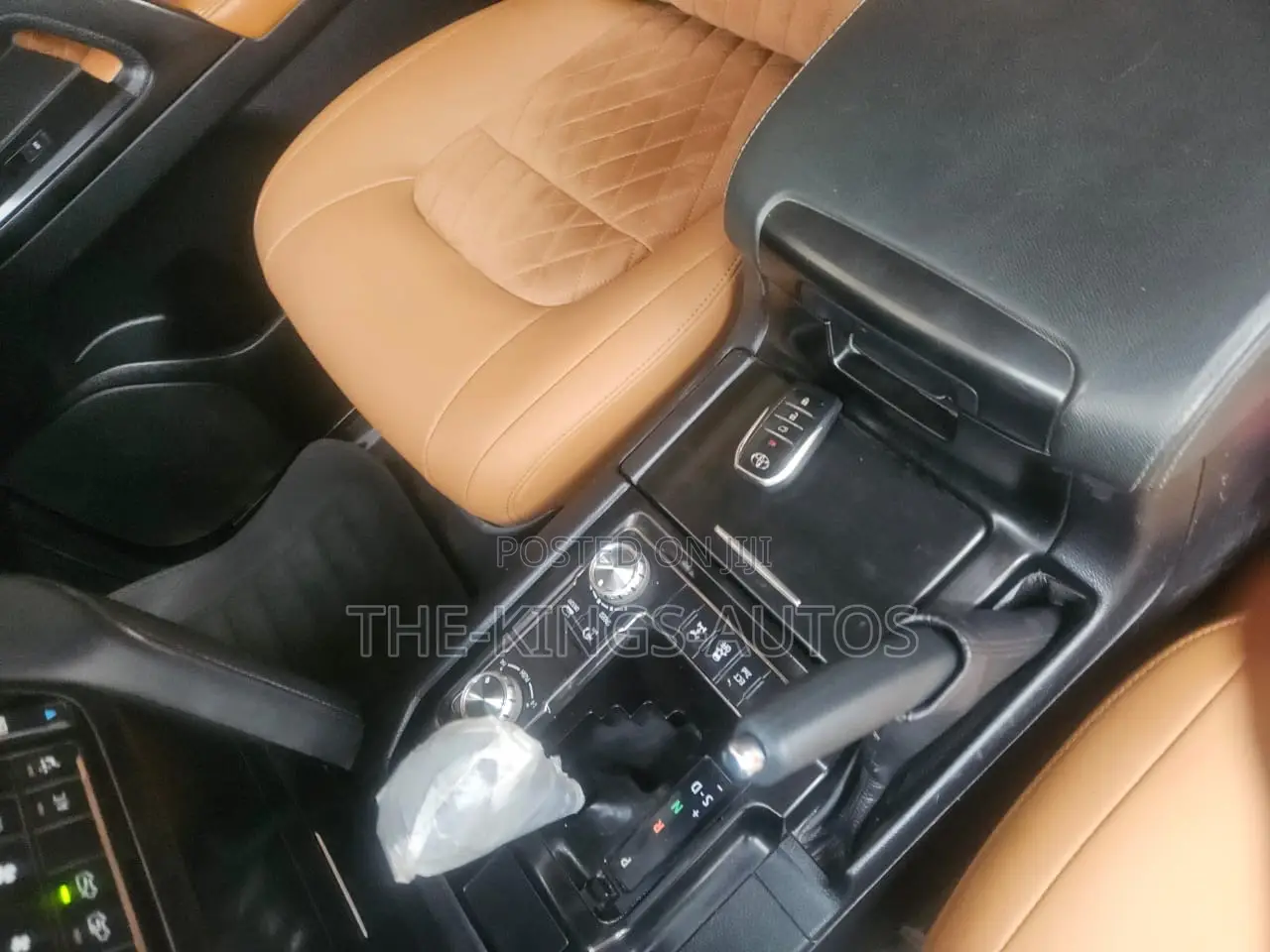 Toyota Land Cruiser 4.0 V6 GXR 2020 White