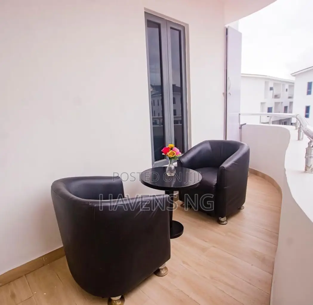 Modern 1-Bedroom Apartment