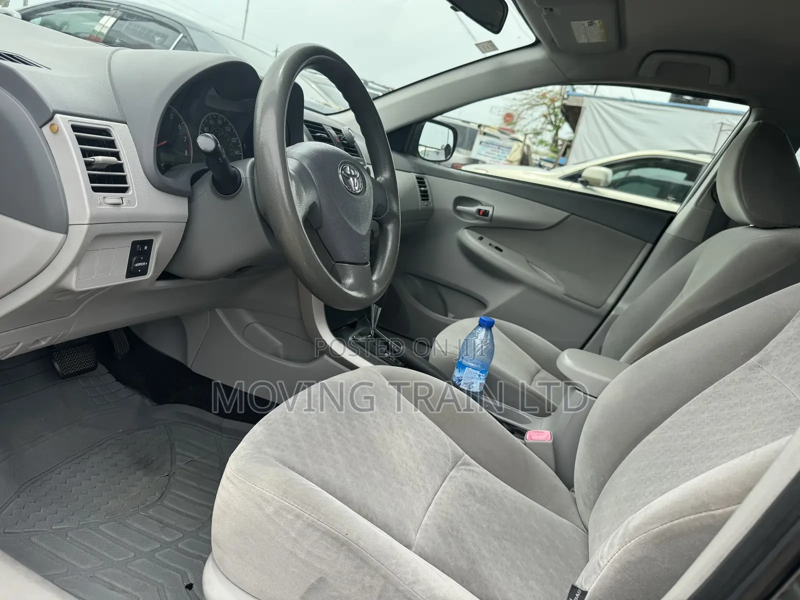 Toyota Corolla 2009 Gray