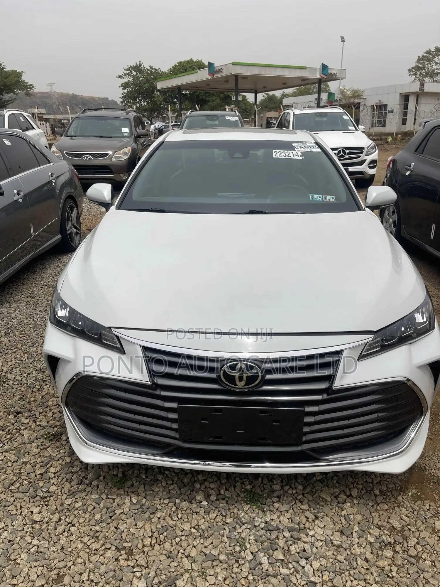 Toyota Avalon Limited 2020 White