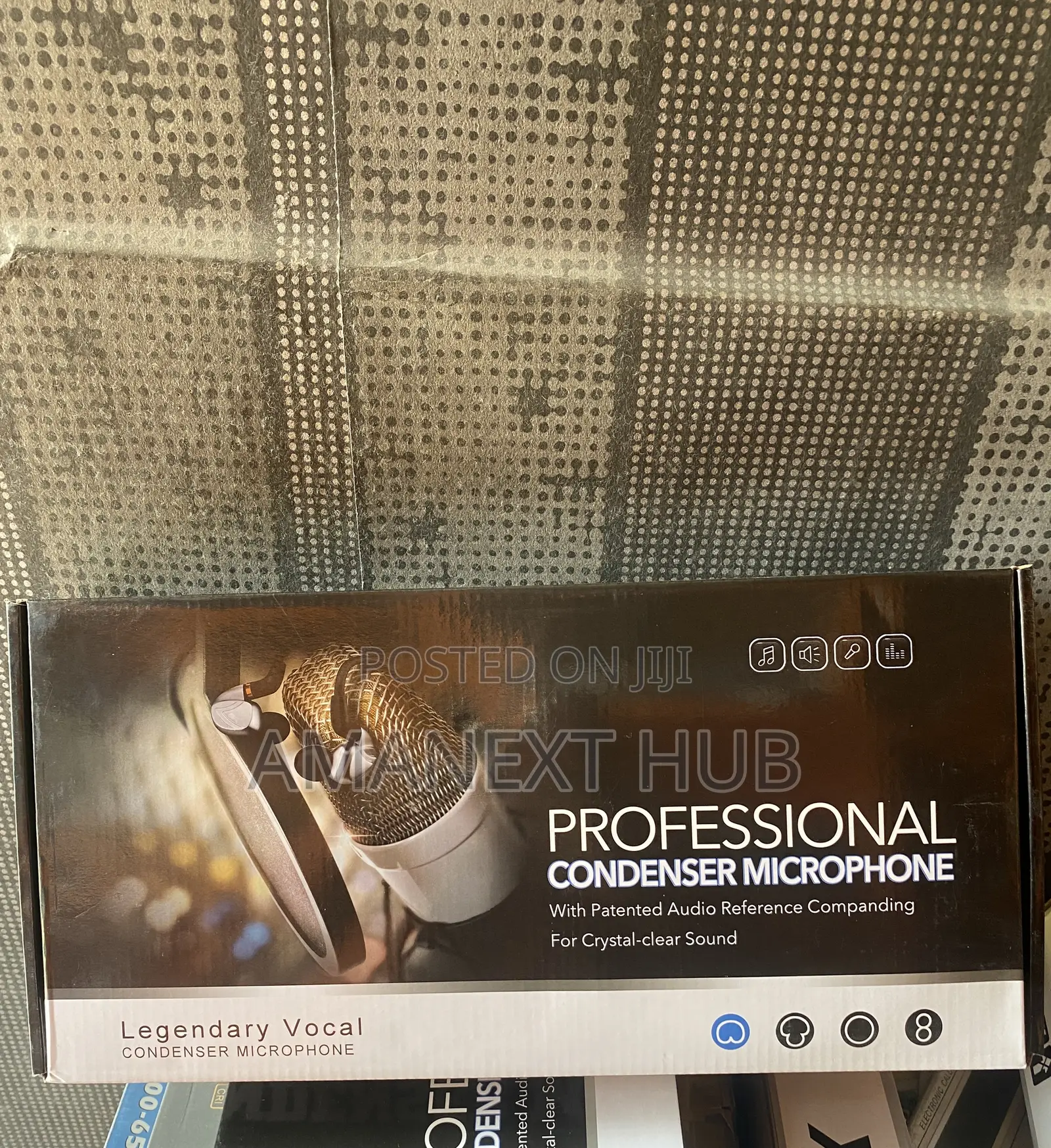 Professional Condensed Microphone With V8 Sound Card