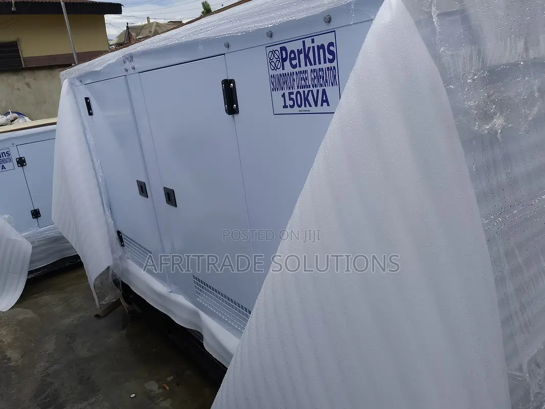 Durable Heavy-Duty 150kva Soundproof Perkins Generator