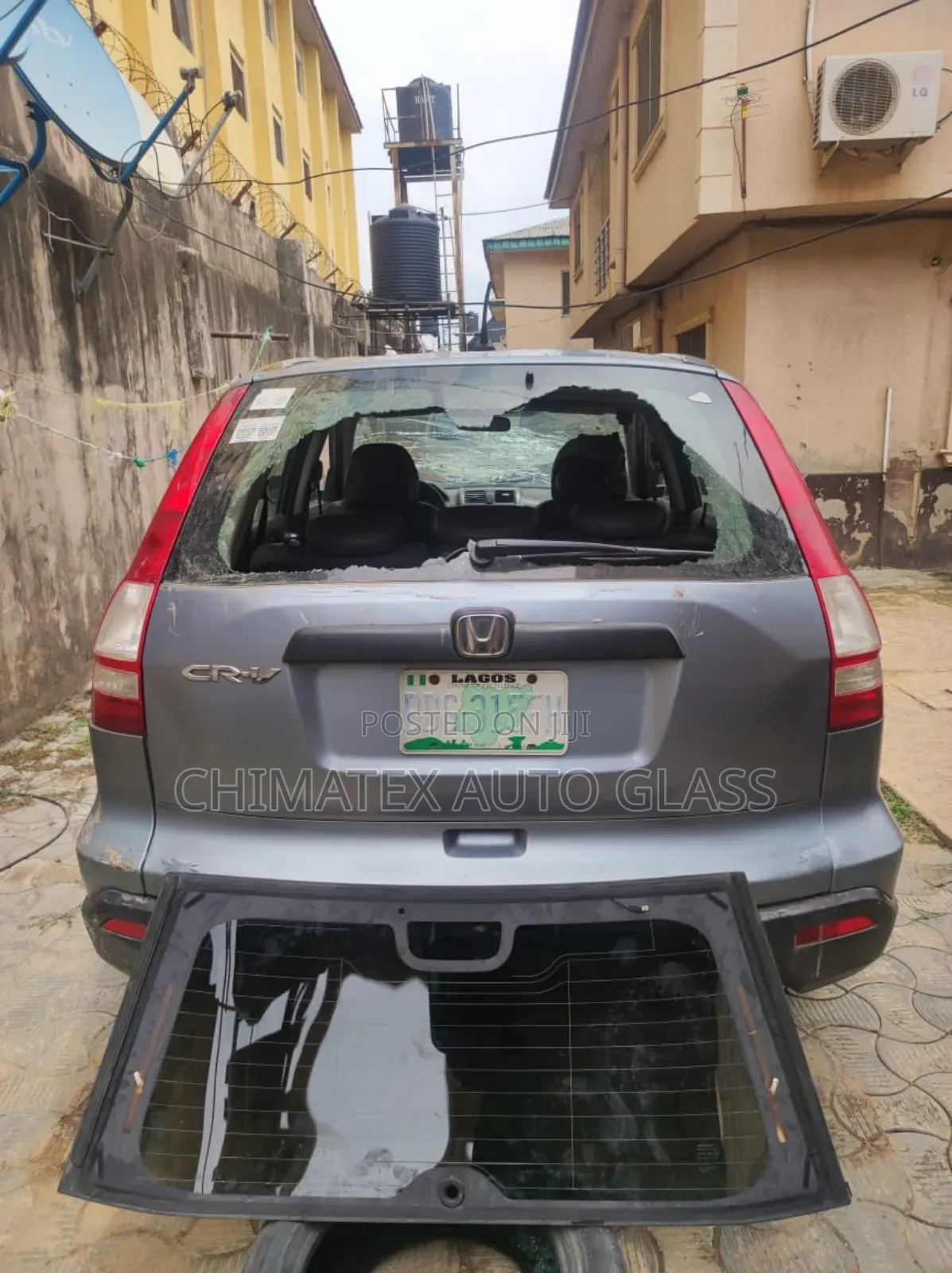 Honda CRV 2010 Back Glass We Deliver Install
