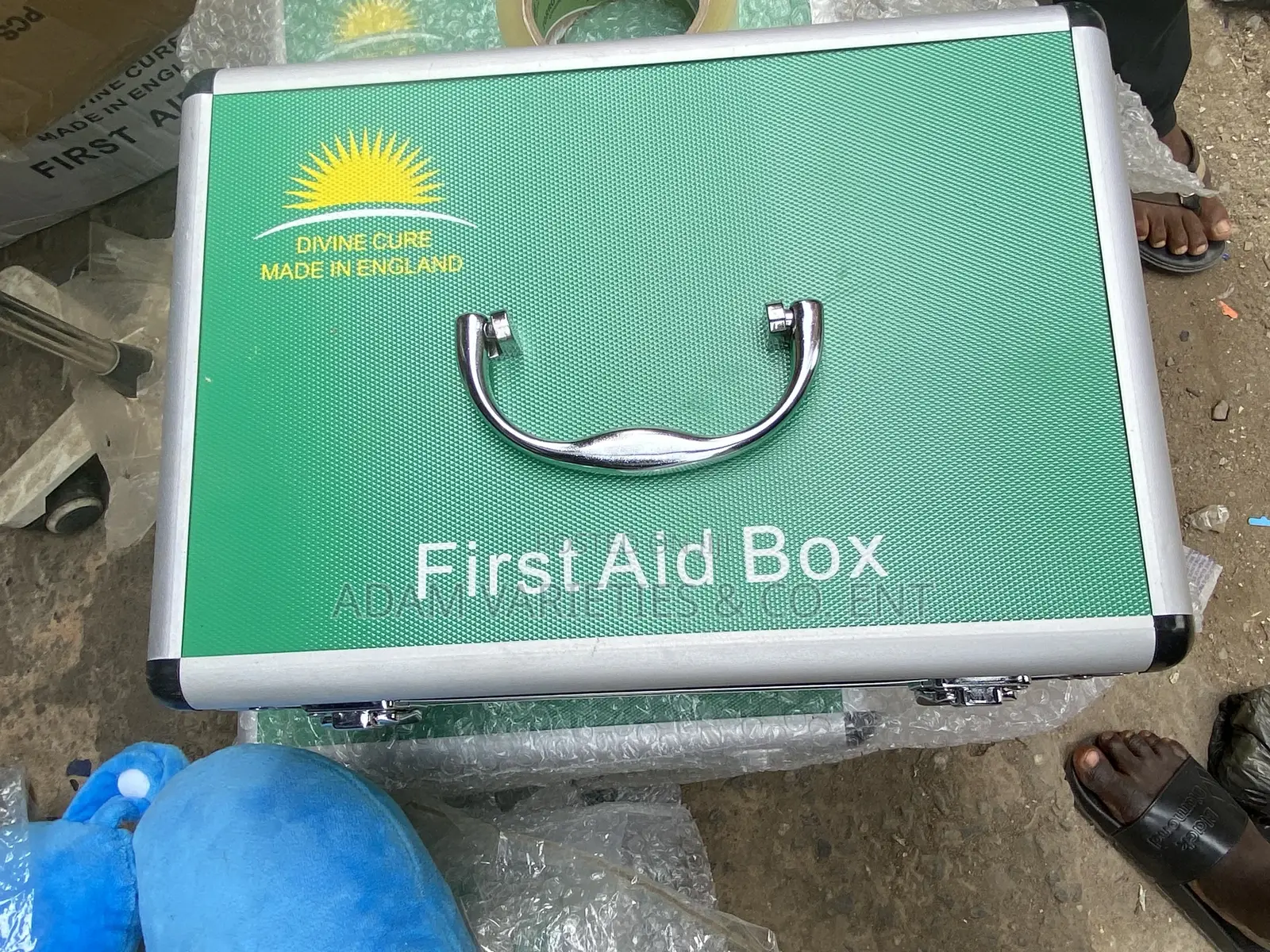 Empty First Aid Box (Medium)