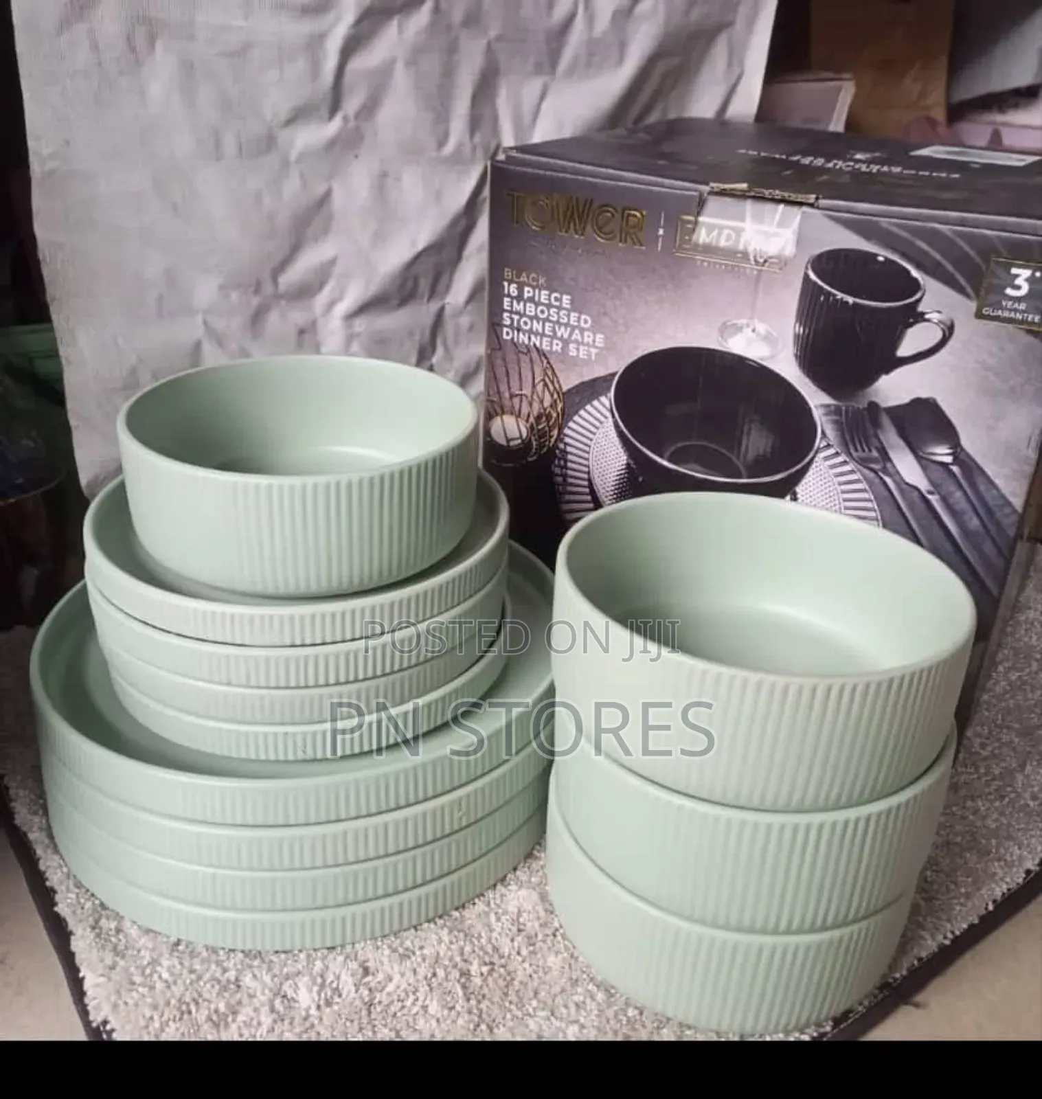 12pcs Quality Dinner Set (Different Colors)