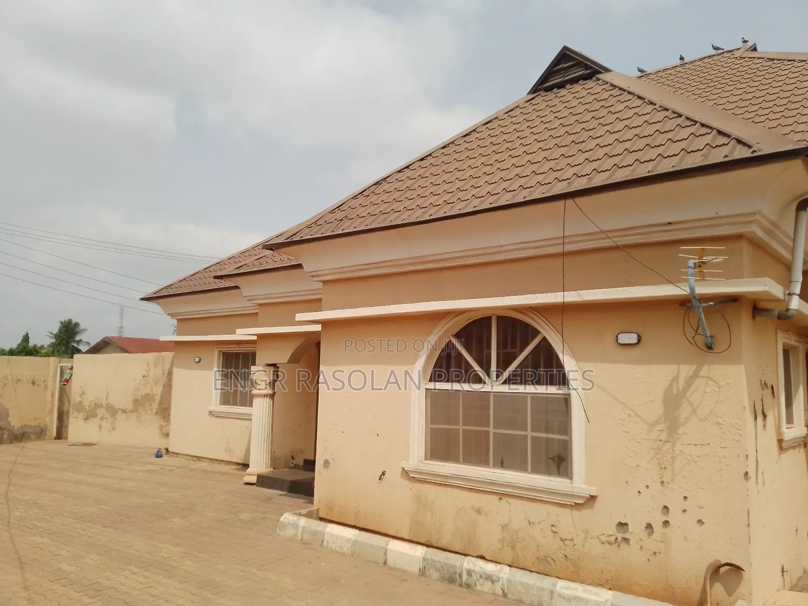 Furnished 4bdrm Block of Flats in Pipeline, Ilorin South for sale