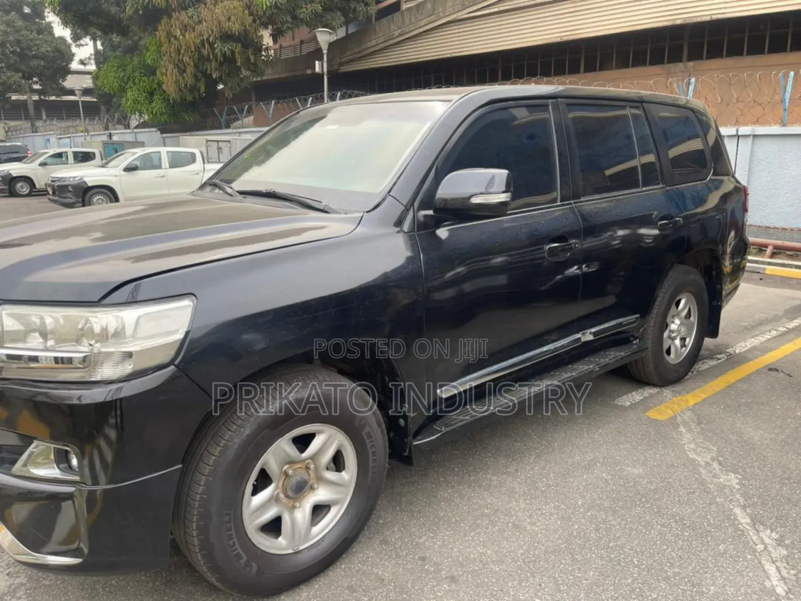 Land Cruiser for Hire