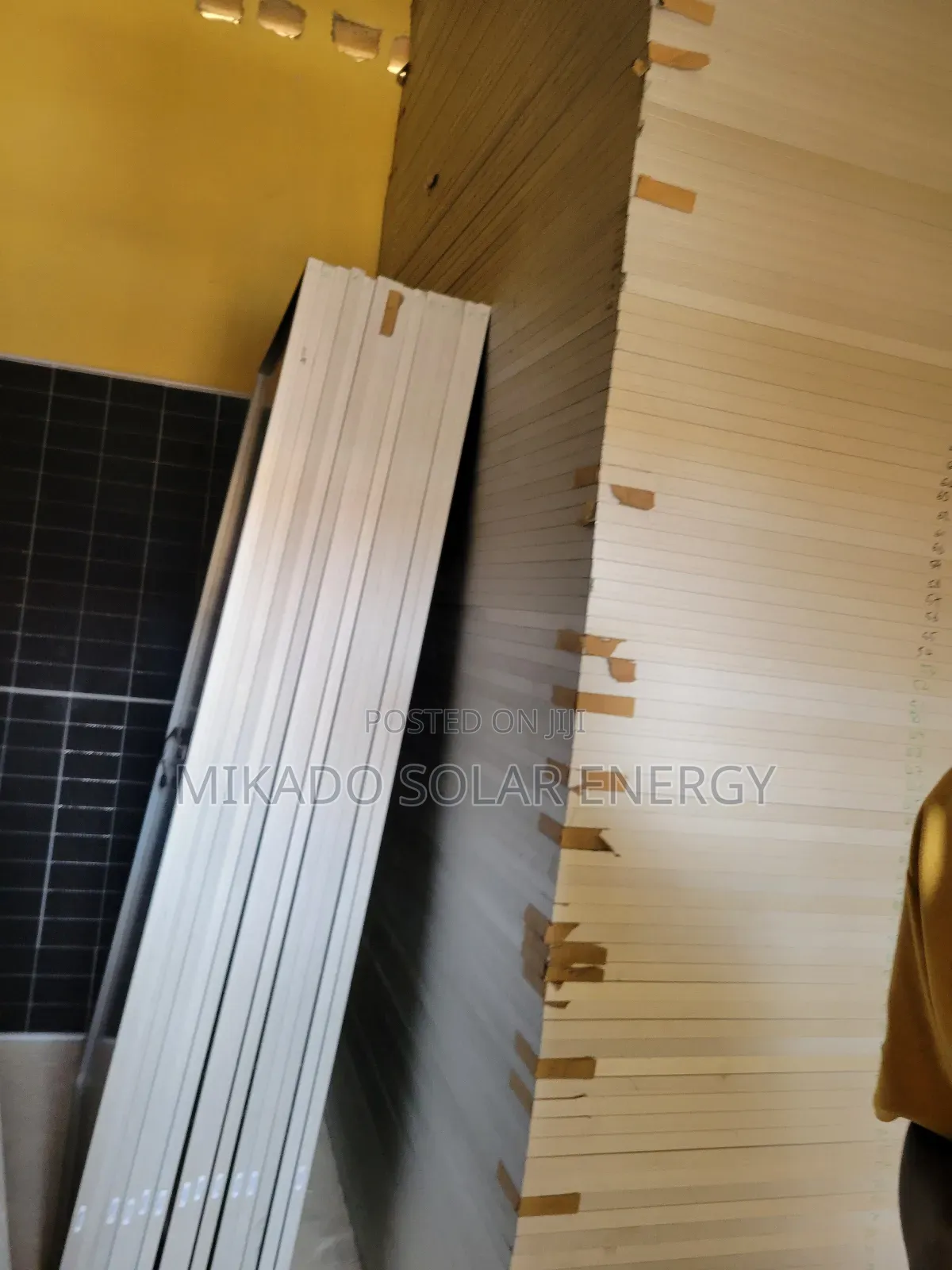650w Mono-Crystalline Panel Available in Affordable Rate