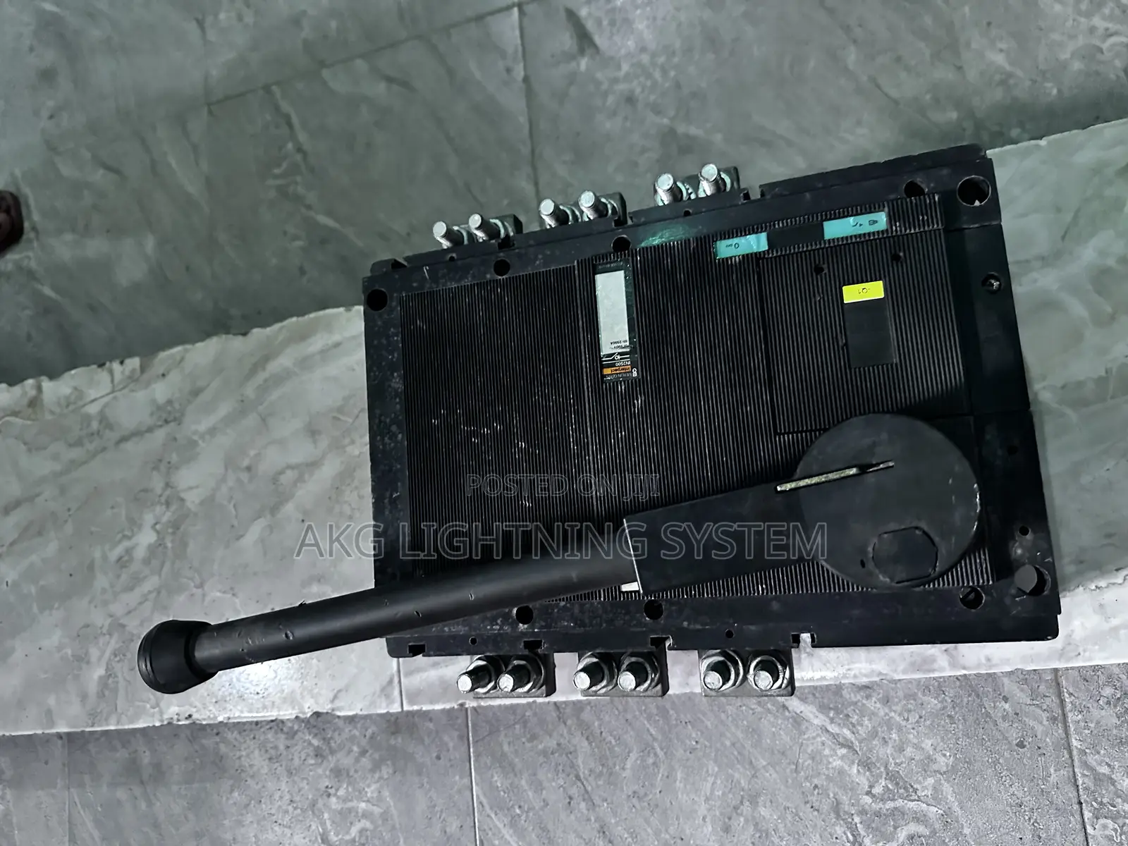 2500a X 3pole Manual Breaker