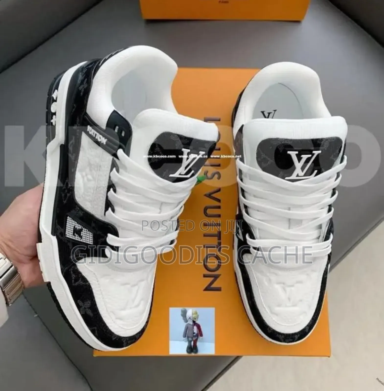 Lv Monogram Black and White Sneakers