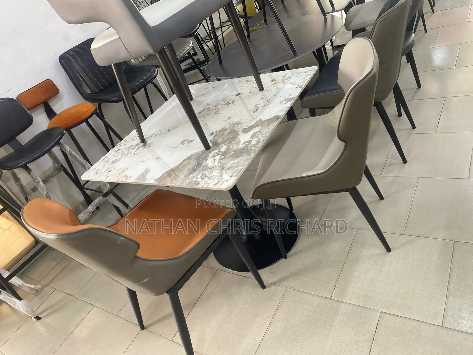 Simple and Cool Dinning Set