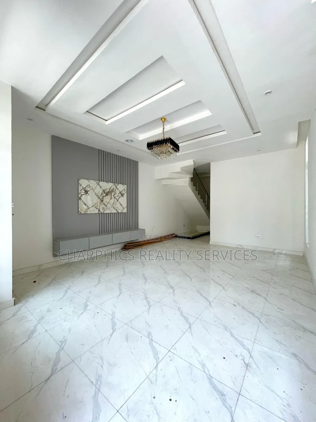 4bdrm Duplex in Ikota for sale