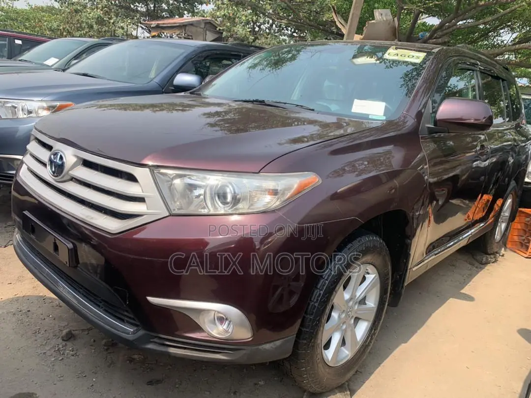 Toyota Highlander 2013 Red