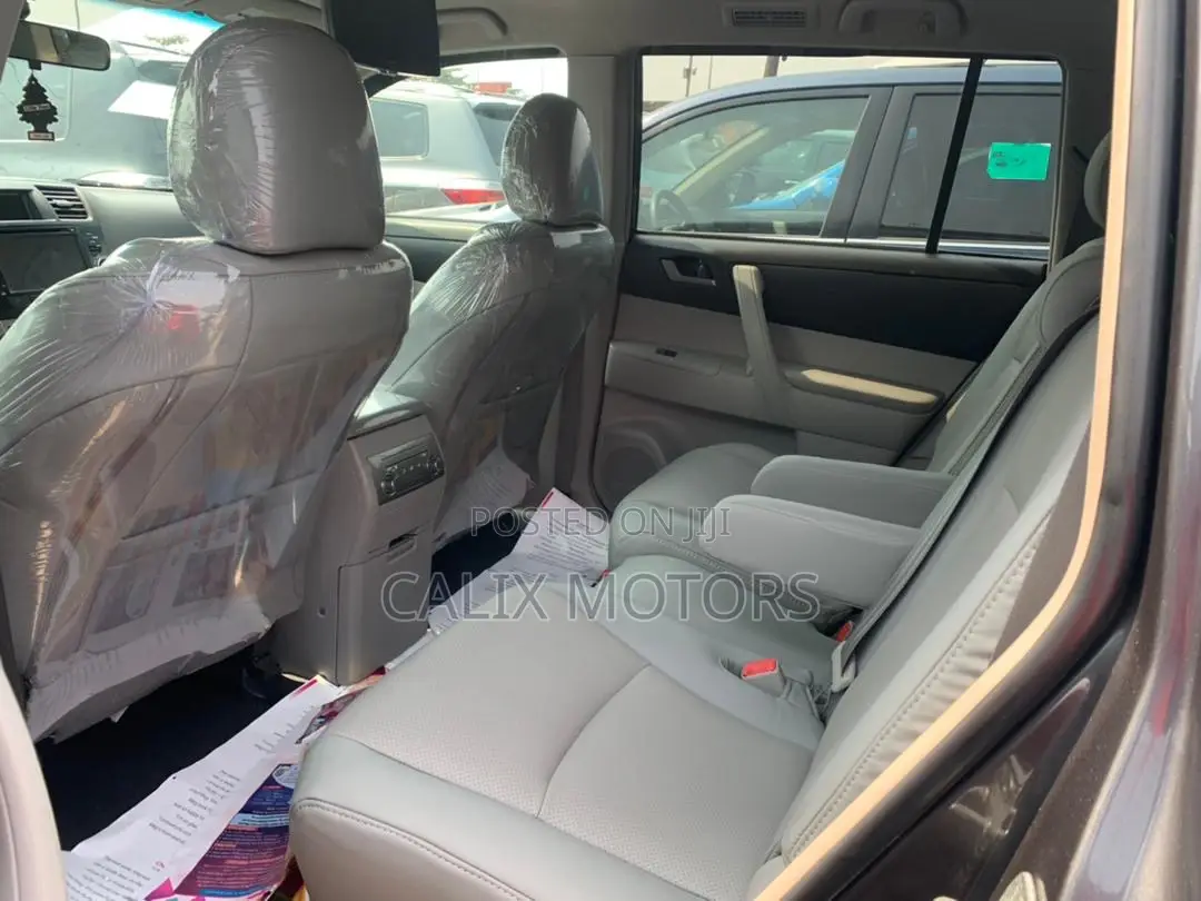 Toyota Highlander 2013 Gray