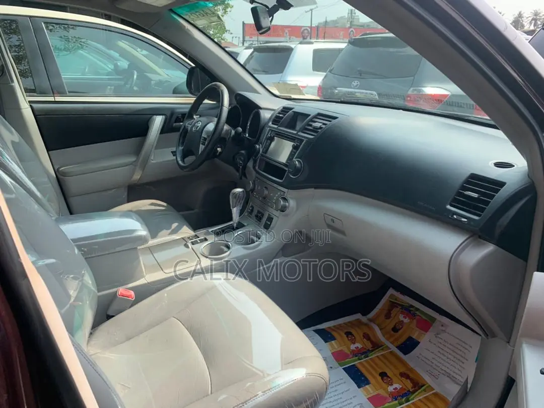 Toyota Highlander 2013 Gray