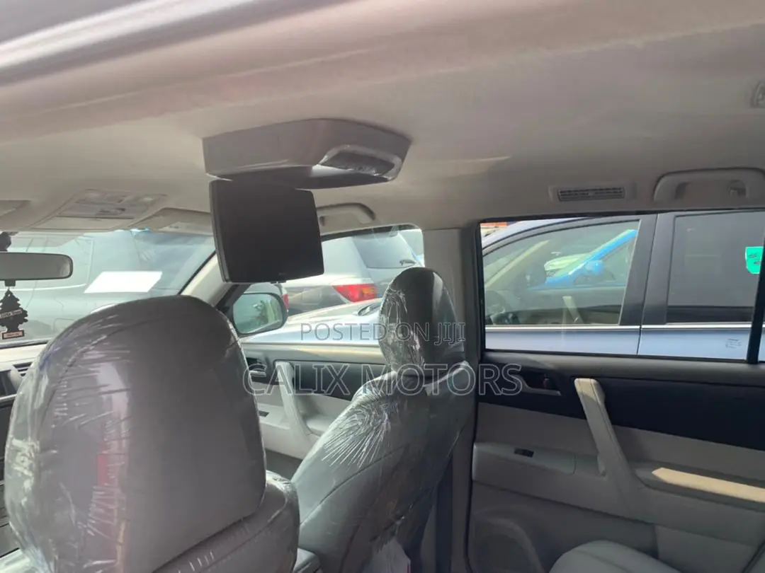 Toyota Highlander 2012 Black