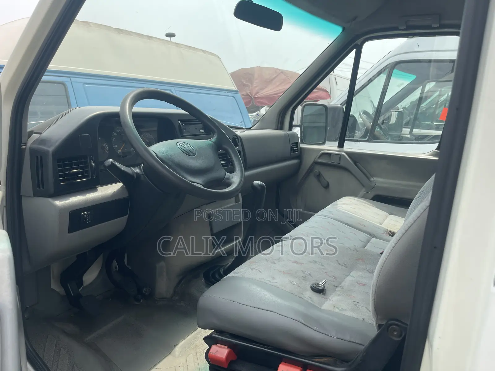 Volkswagen LT 2009 White