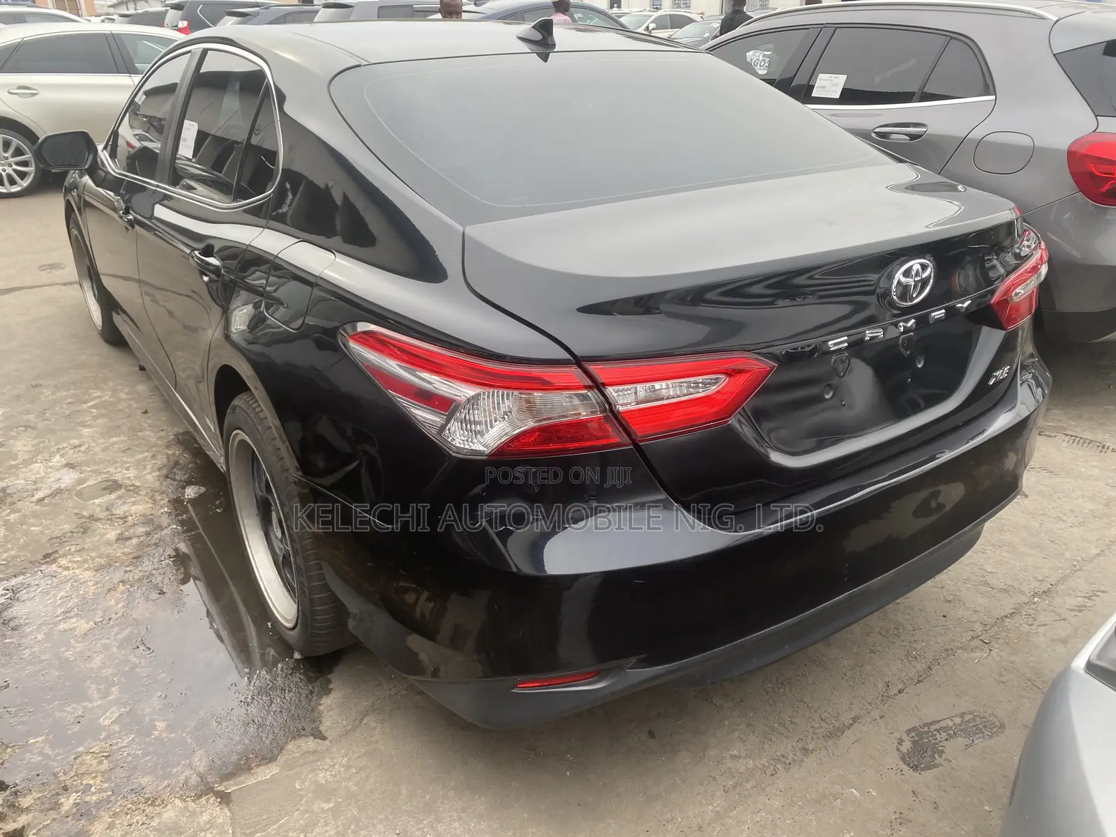 Toyota Camry XLE (2.5L 4cyl 8A) 2019 Black
