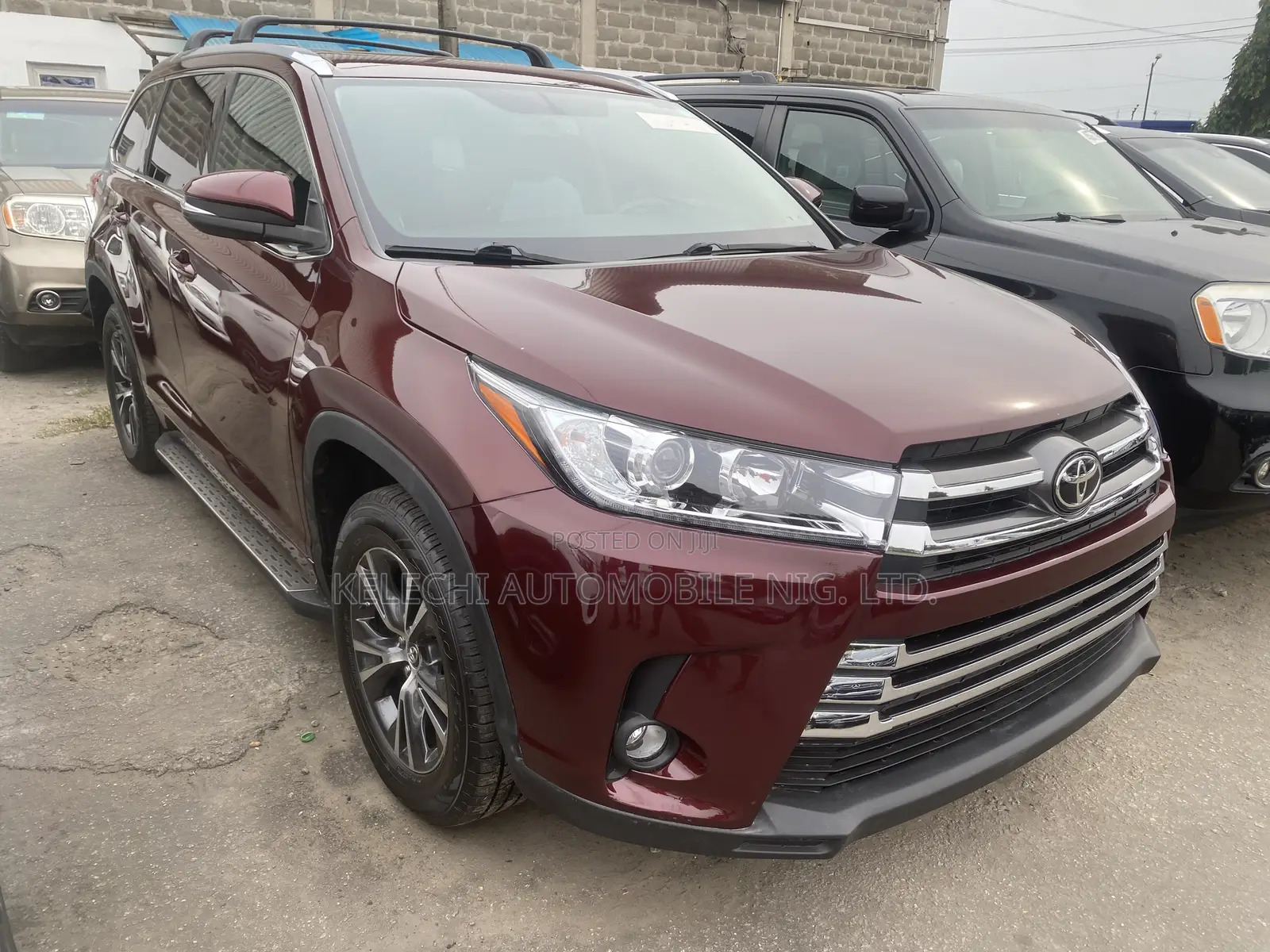 Toyota Highlander XLE V6 4x4 (3.5L 6cyl 6A) 2016 Red