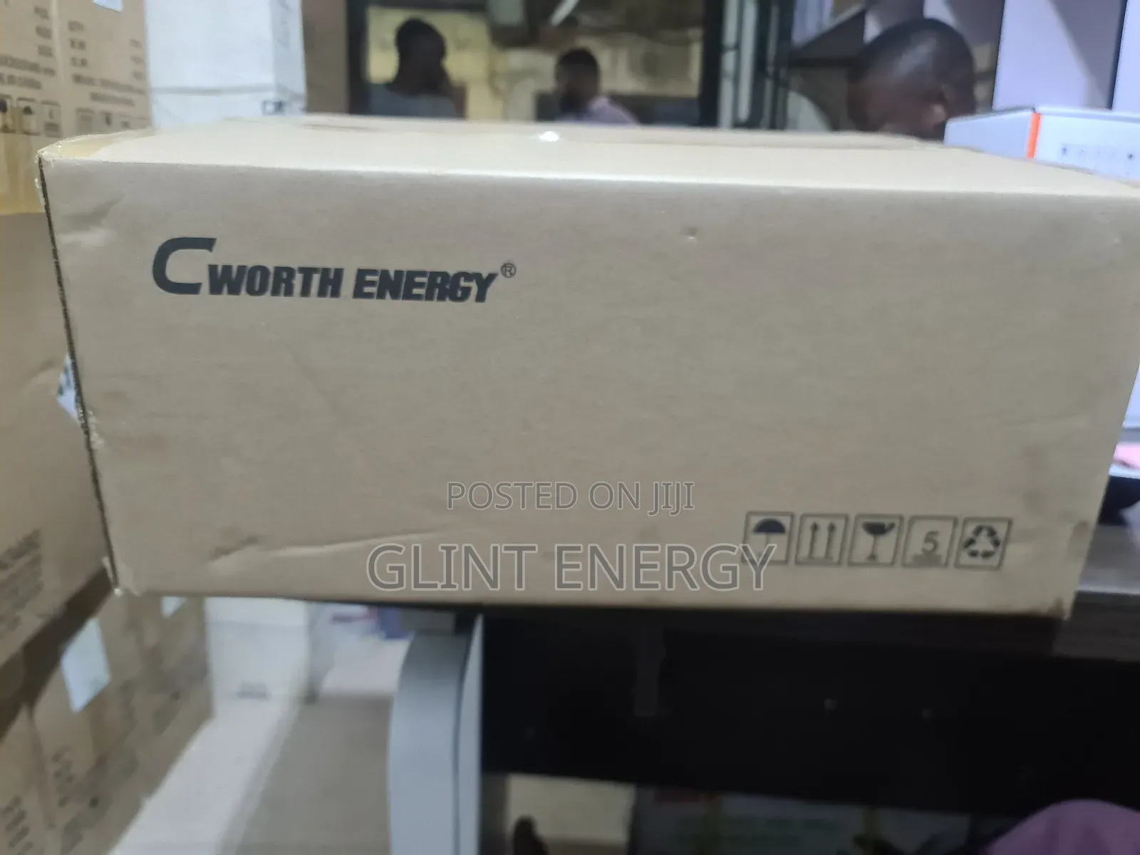 4kva 48v Cworth Off-grid Hybrid Inverter