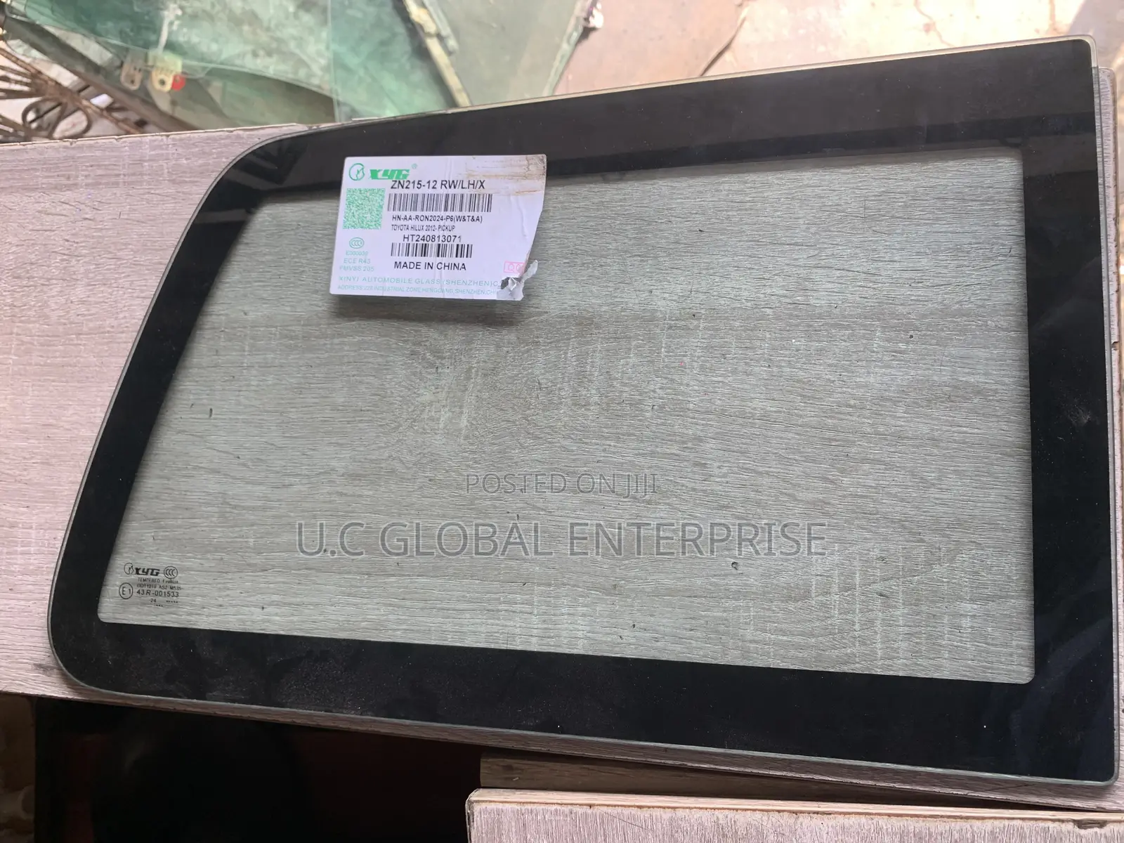 Back Pics Glass for Toyota Hilux 2010 Available Now