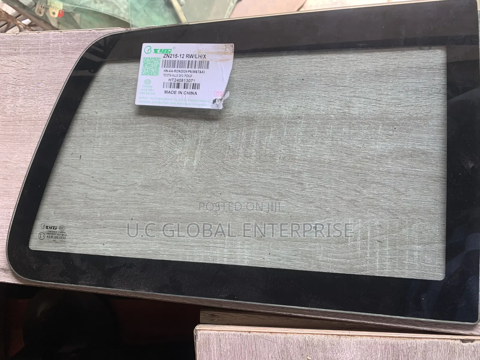 Back Pics Glass for Toyota Hilux 2010 Available Now