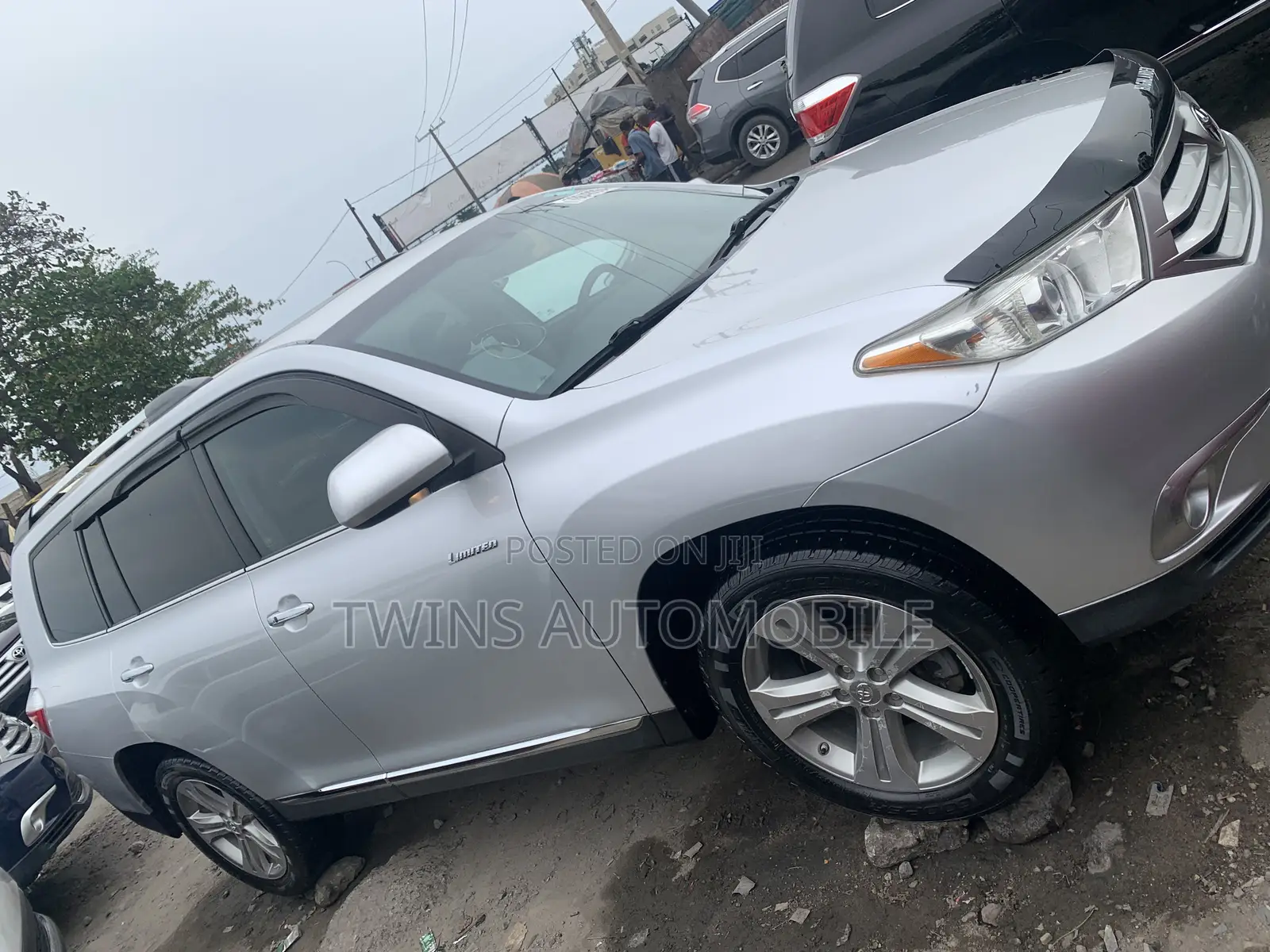 Toyota Highlander Limited 2012 Silver