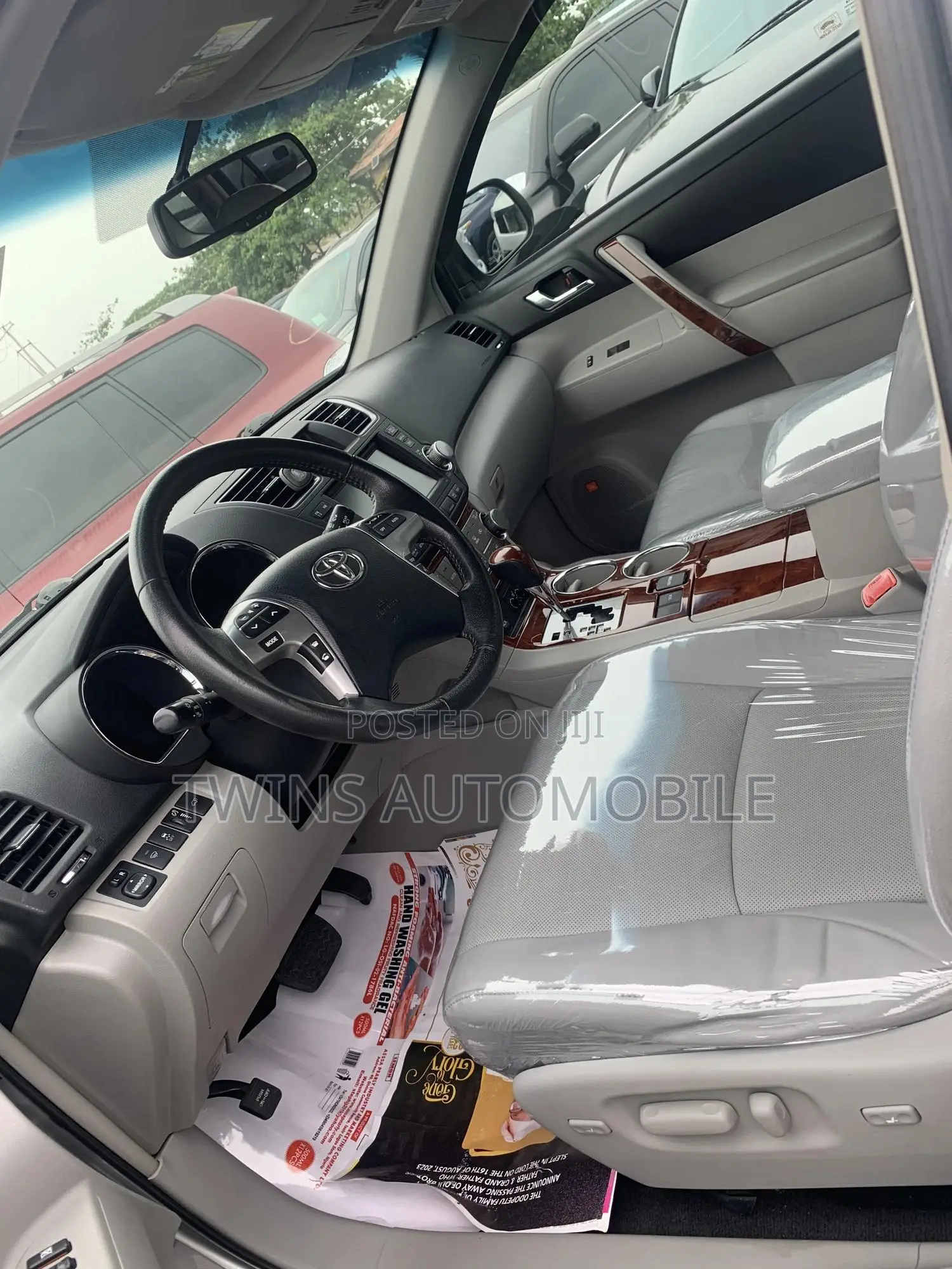 Toyota Highlander Limited 2012 Silver