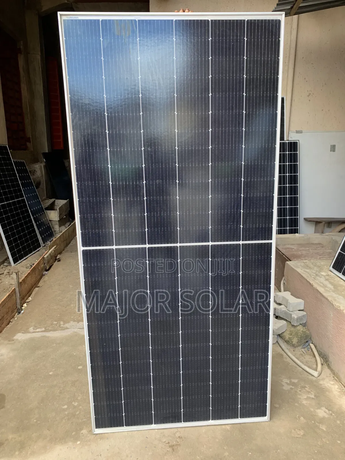 520 Watts Original Jinko Panel