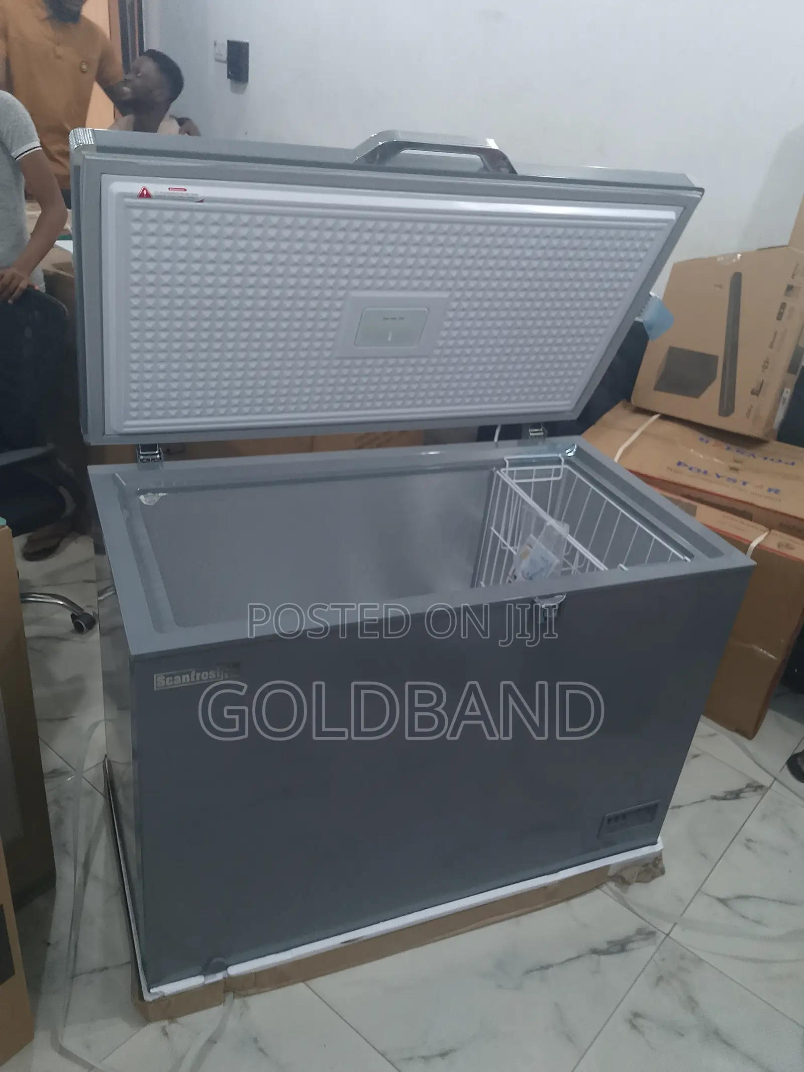 Scanfrost 300l Super Freezing Chest Freezer Sfl300eco