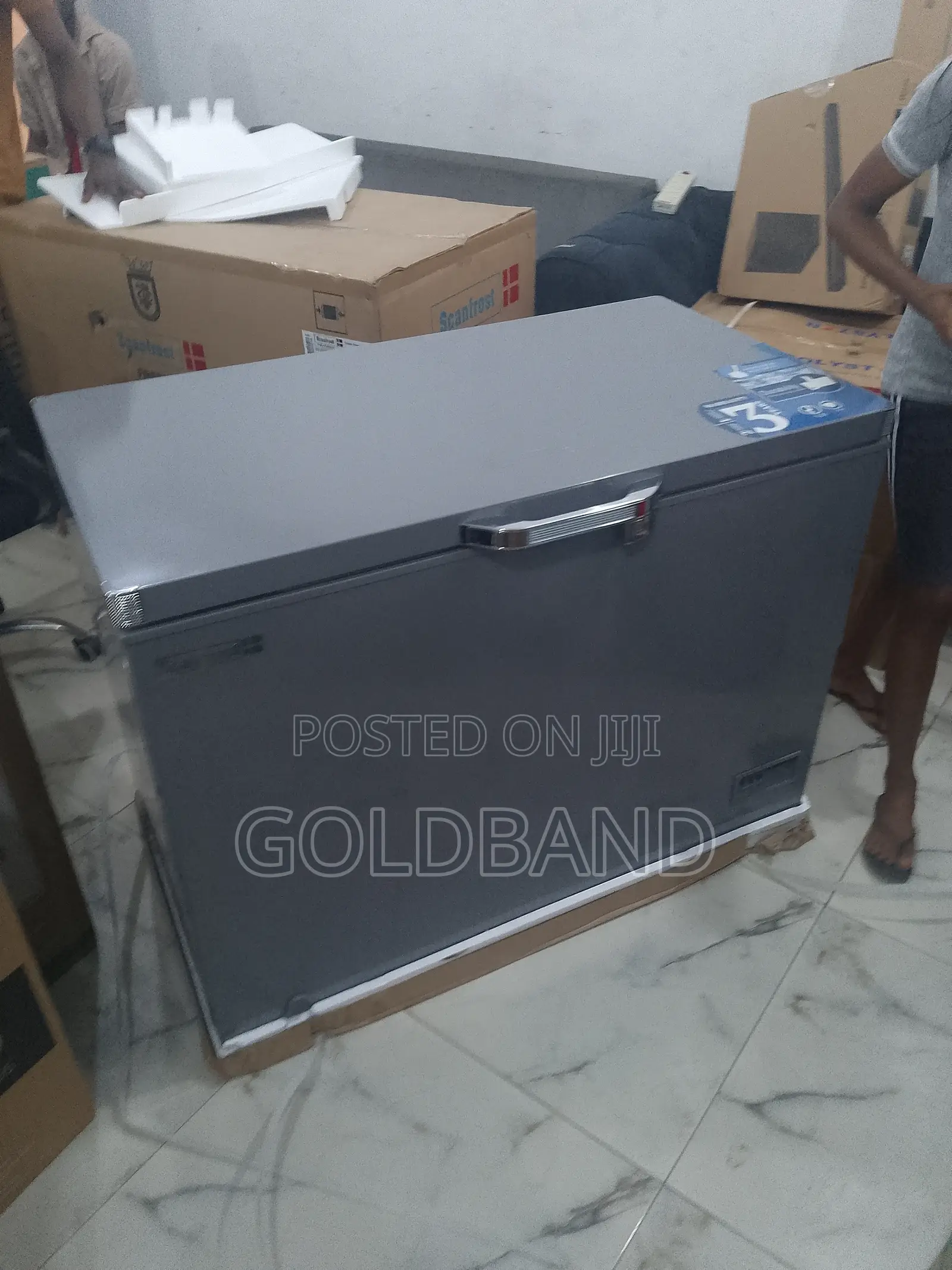 Scanfrost 300l Power Cooling Chest Freezer Sfl300eco