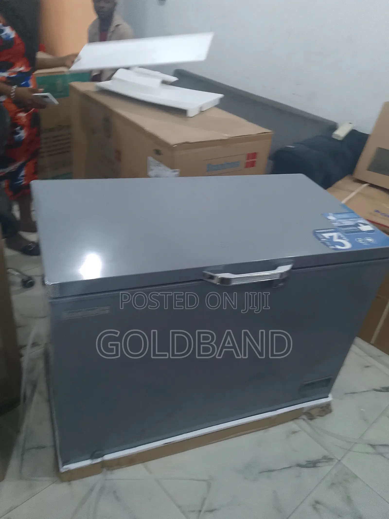 Scanfrost 300l Super Quiet Chest Freezer Sfl300eco