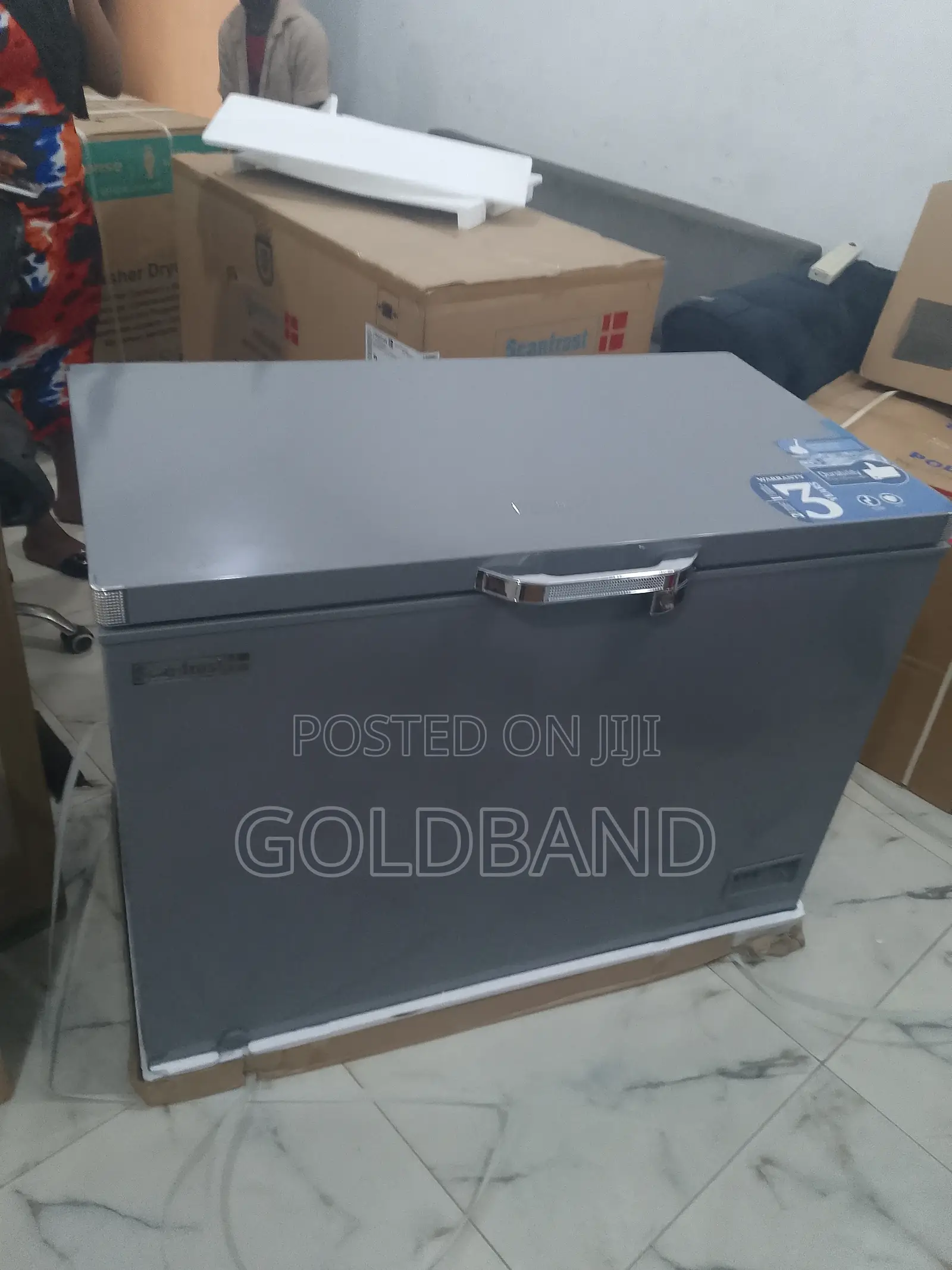 Scanfrost 300l Functional Chest Freezer Sfl300eco