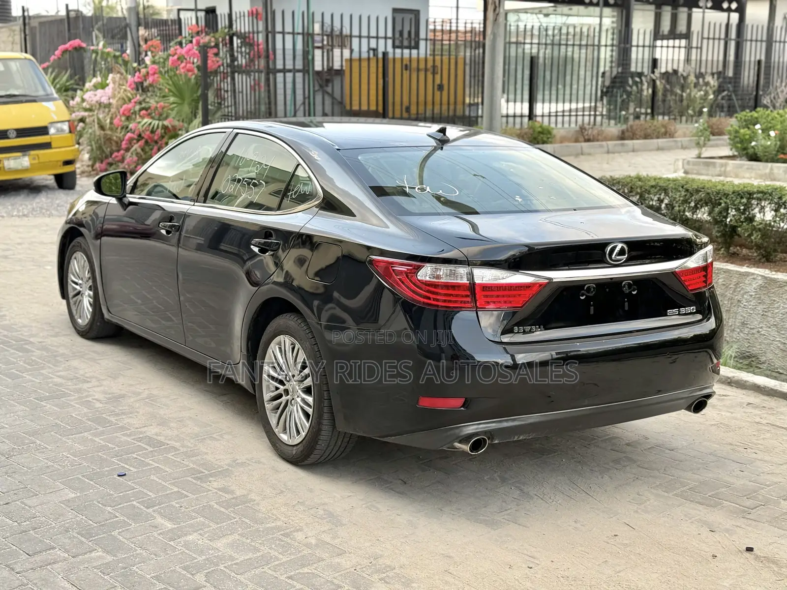 Lexus ES 350 FWD 2013 Black