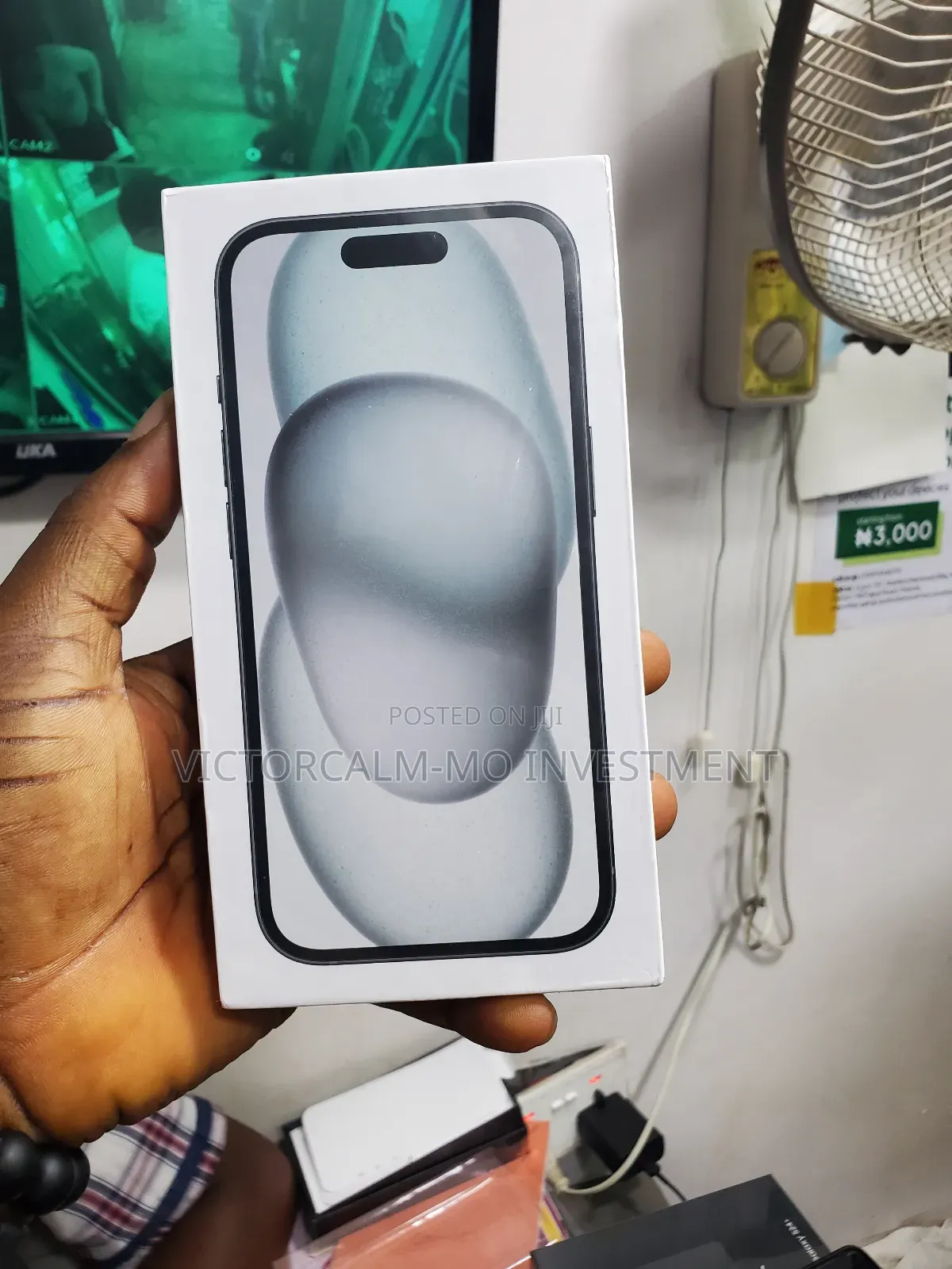 New Apple iPhone 15 256 GB Black