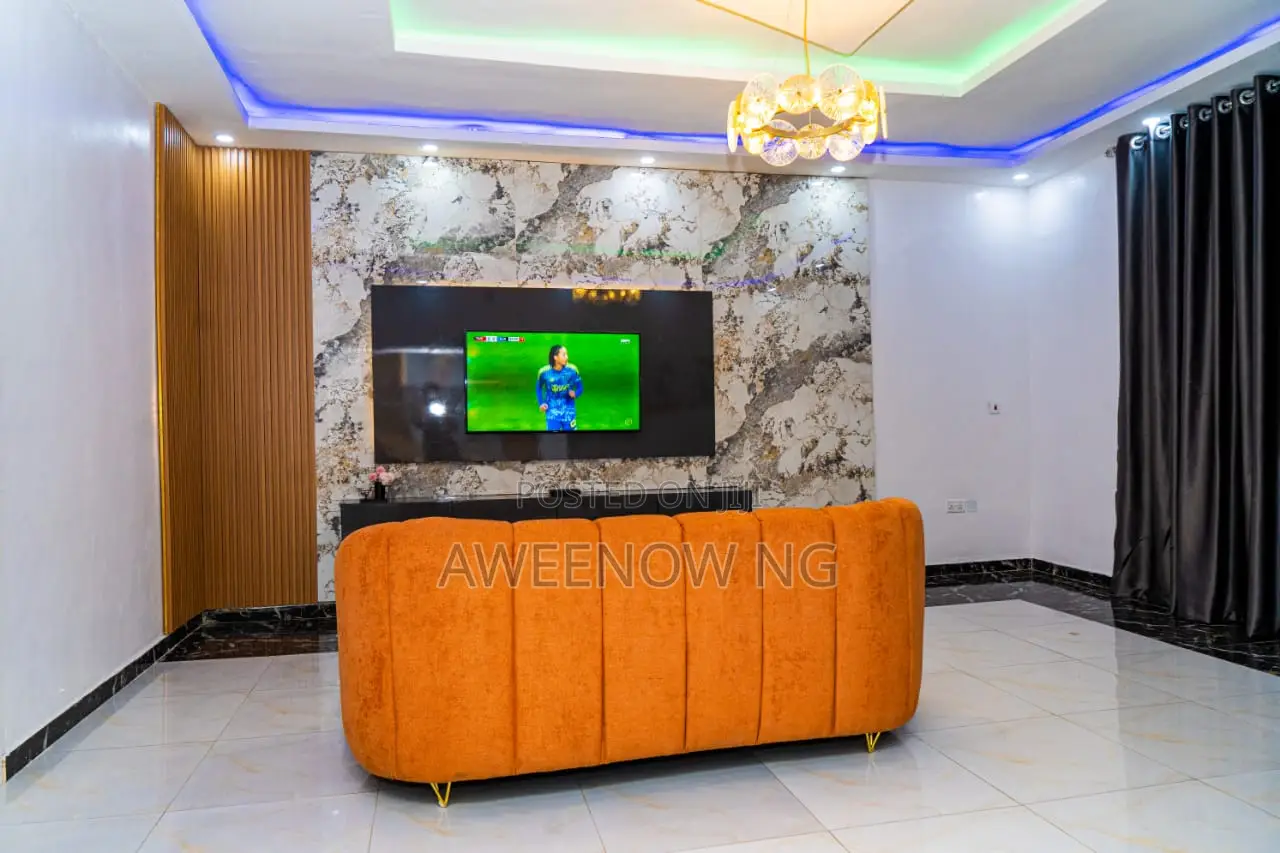 1 Bedroom Duplex