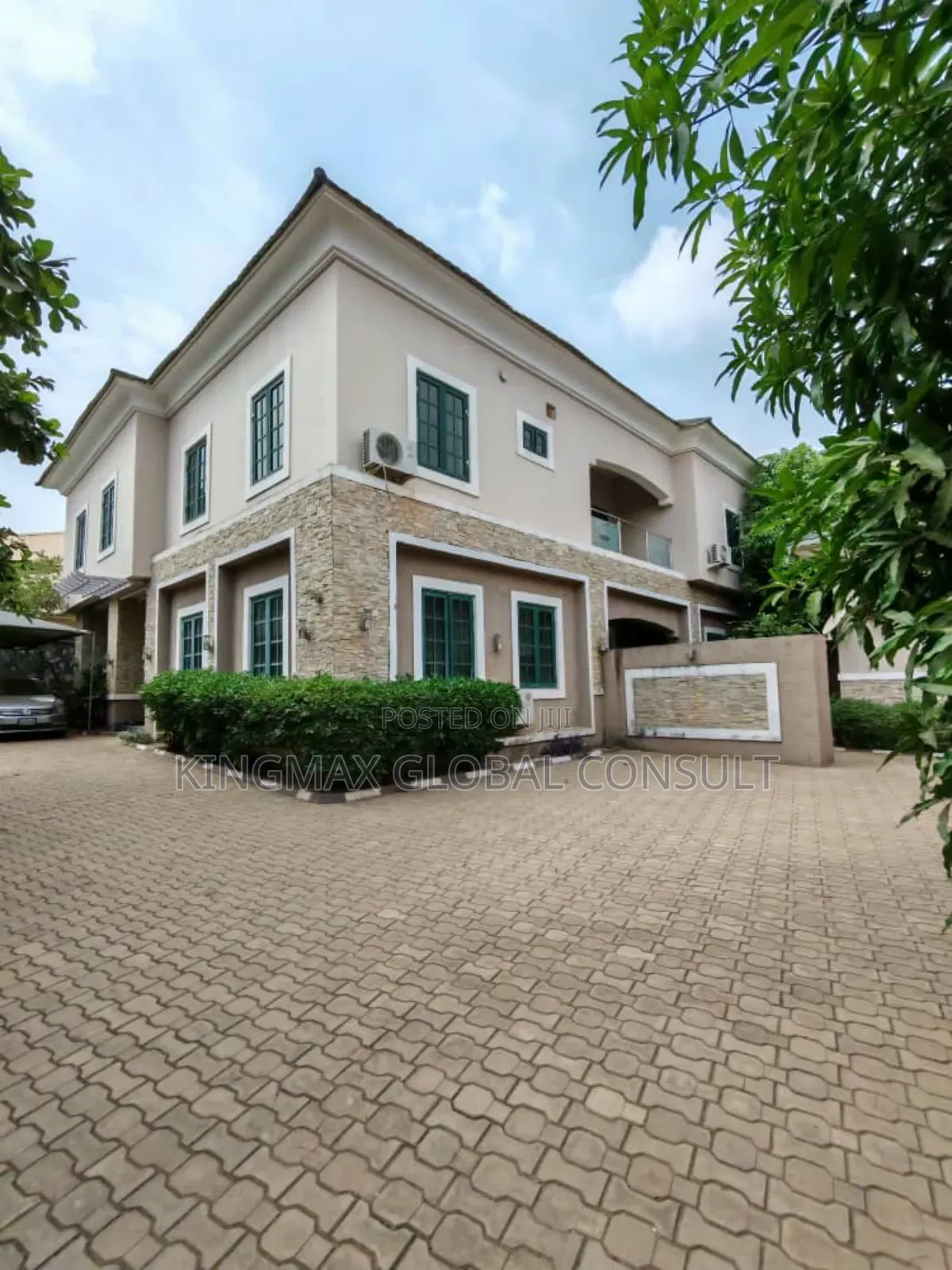 5bdrm Duplex in Mabushi for sale