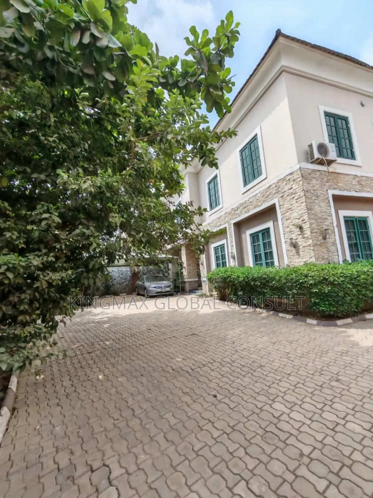 5bdrm Duplex in Mabushi for sale