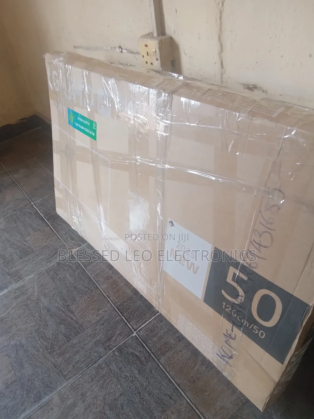 New Smart 50inches Tv