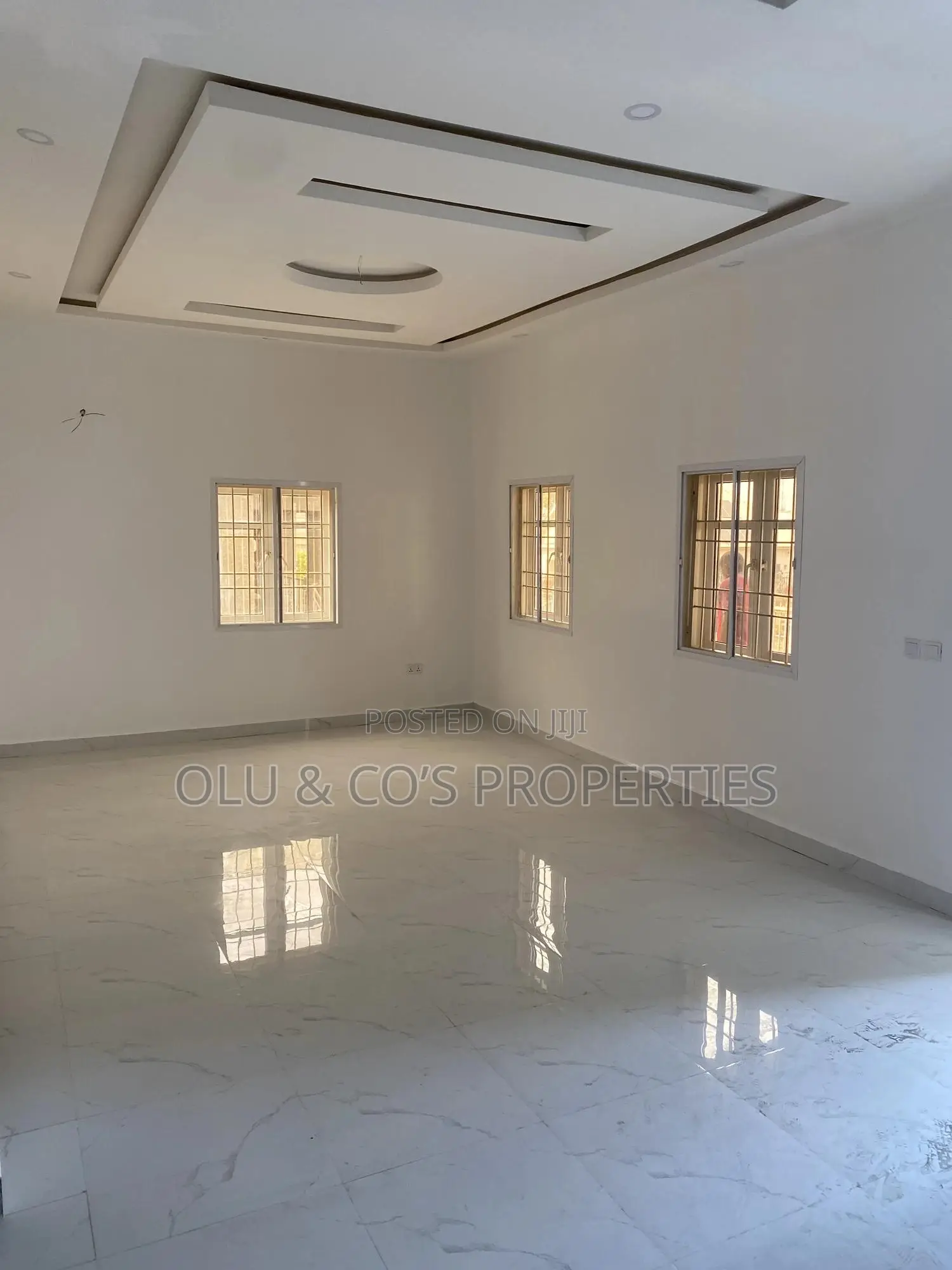 2bdrm Bungalow in Von Garden City, Lugbe District for rent