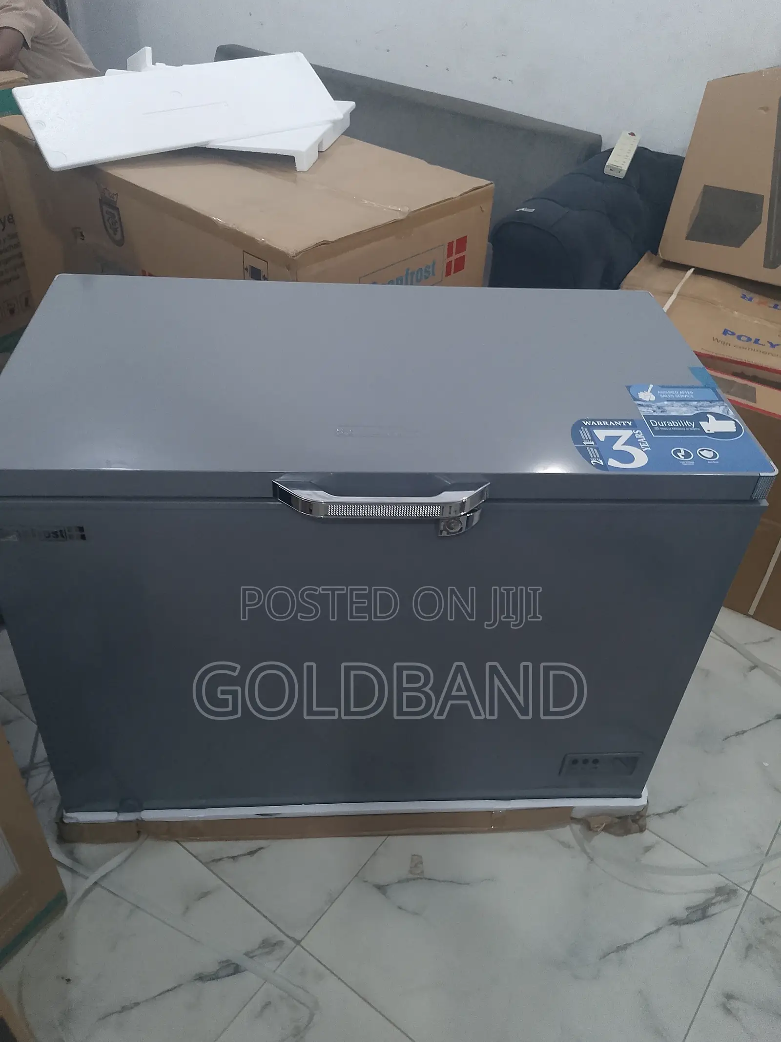 Scanfrost 300l Chest Freezer With Handle Sfl300eco