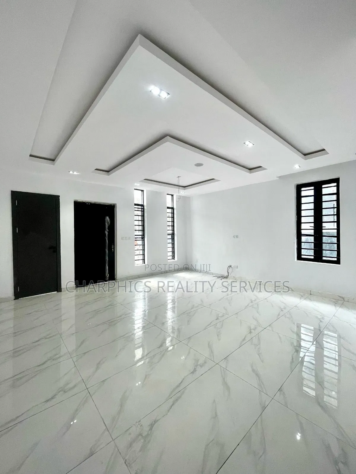 4bdrm Duplex in Agungi for sale